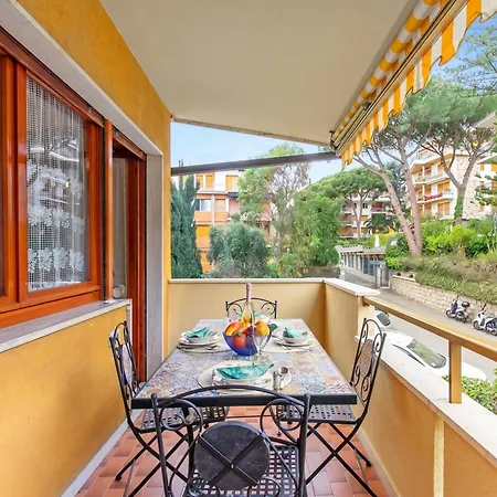 Apartmán Sweet Silvana - With Terrace & Parking - Happy *